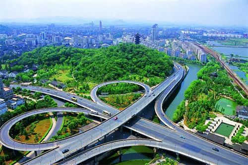 鳳林路東延最新進展與挑戰(zhàn)全面解讀