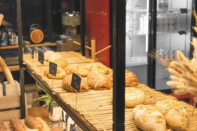 科技與新鮮烘焙的完美結合,面包店最新鮮時刻開啟新鮮烘焙之旅。