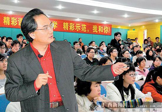 韋懷乾成長歷程揭秘,最新現(xiàn)狀與成長軌跡追蹤