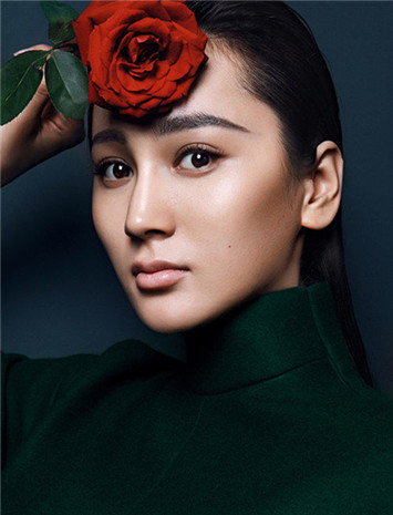 六月與弓箭演員表及小巷深處的獨特角色介紹