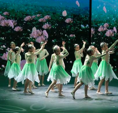 朵朵舞最新，小巷神秘樂園探秘