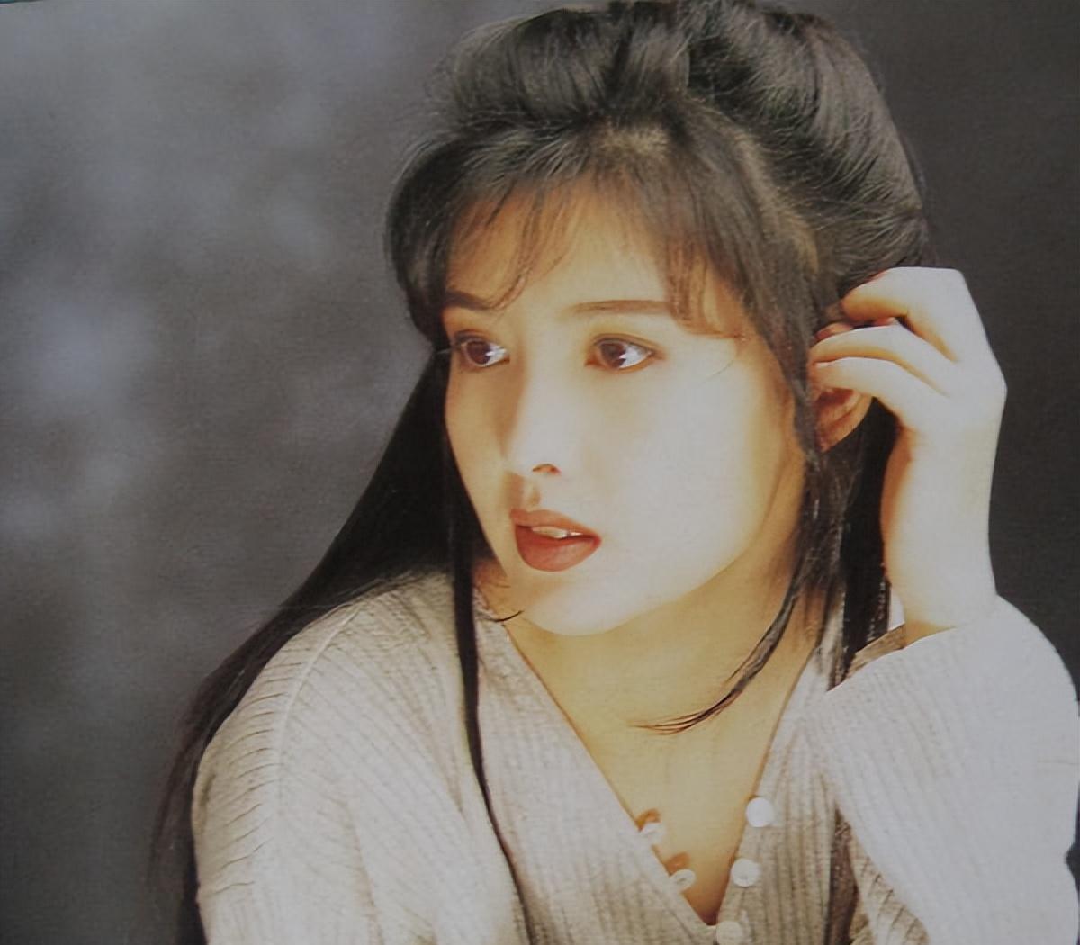 揭秘小巷深處的明星特色小店,探訪90位明星鐘愛(ài)的小店