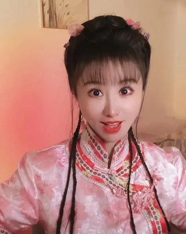 探索明星小巷的秘密,隱藏的特色小店之旅