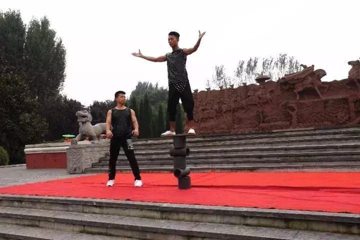 許鄢快速通道最新實拍，前行之路展現(xiàn)自信與成就