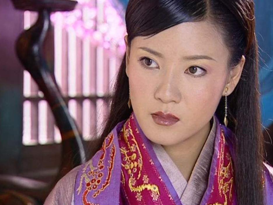 演員陳佳怡的彩色生活紀(jì)實(shí)