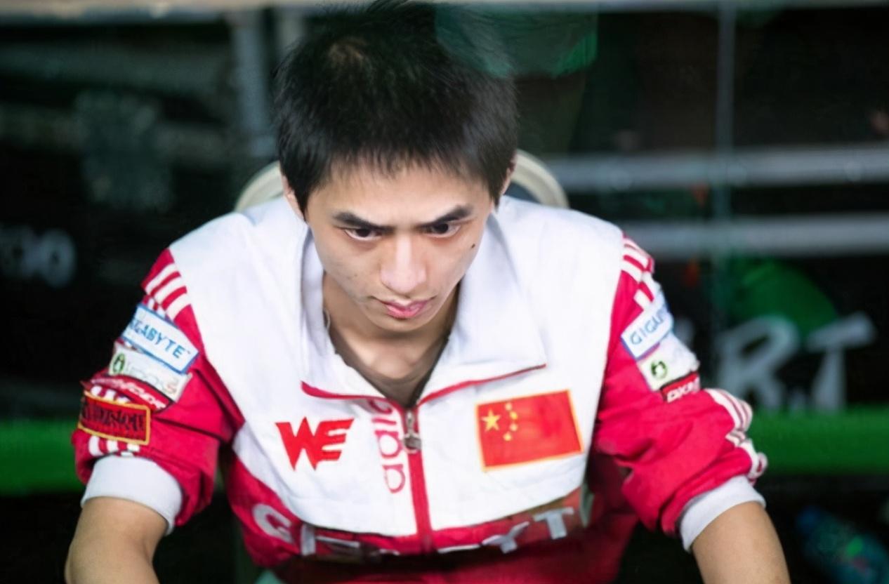 LOL WE比賽視頻——科技巨獻下的競技盛宴體驗