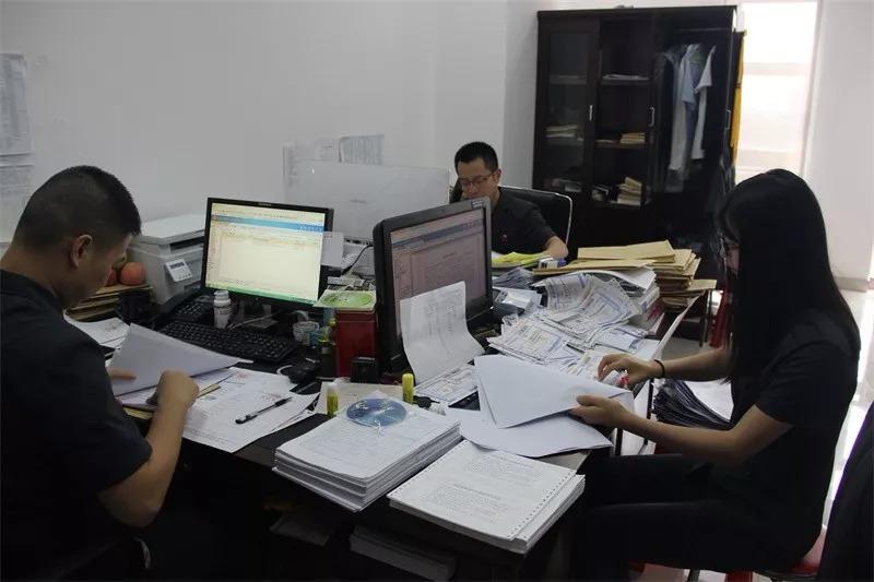 高院最新失信背后的故事與小巷中的隱藏美食秘境探索